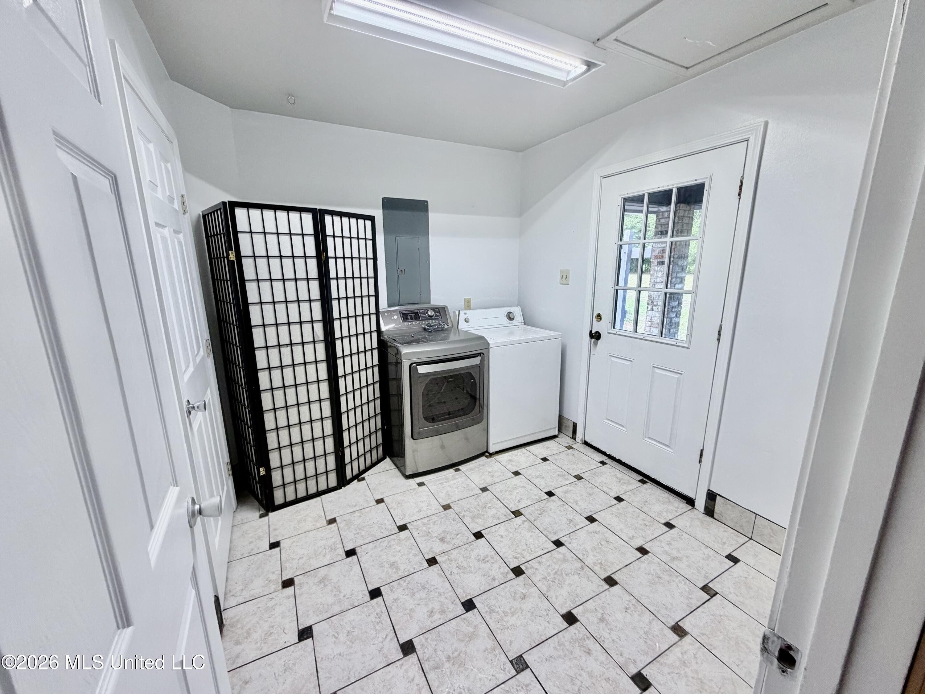 17816 Fosters Road Property Photo 24