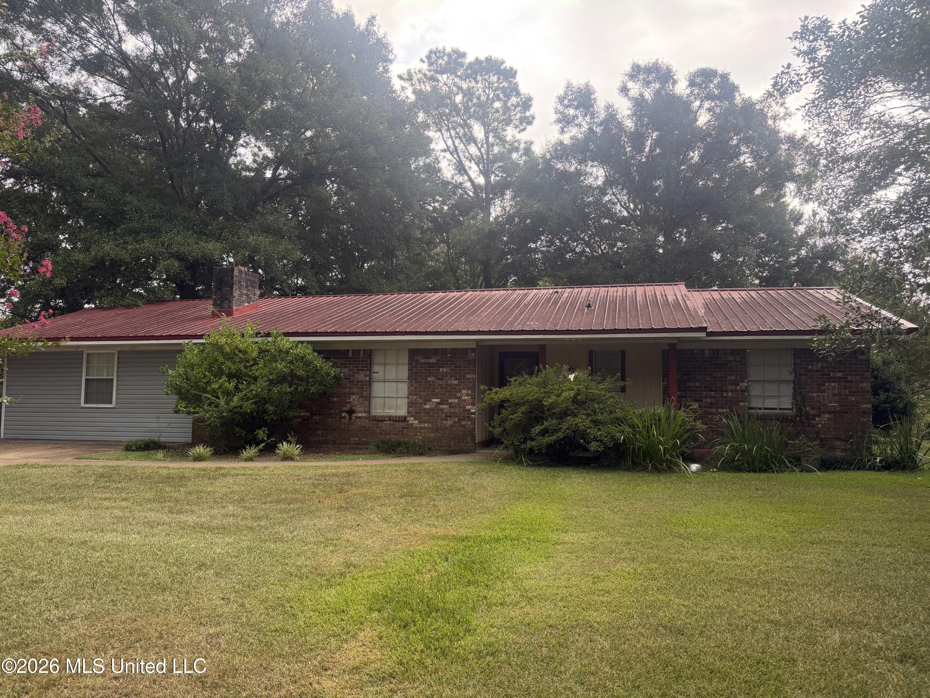 615 Pittman Drive Property Photo 1