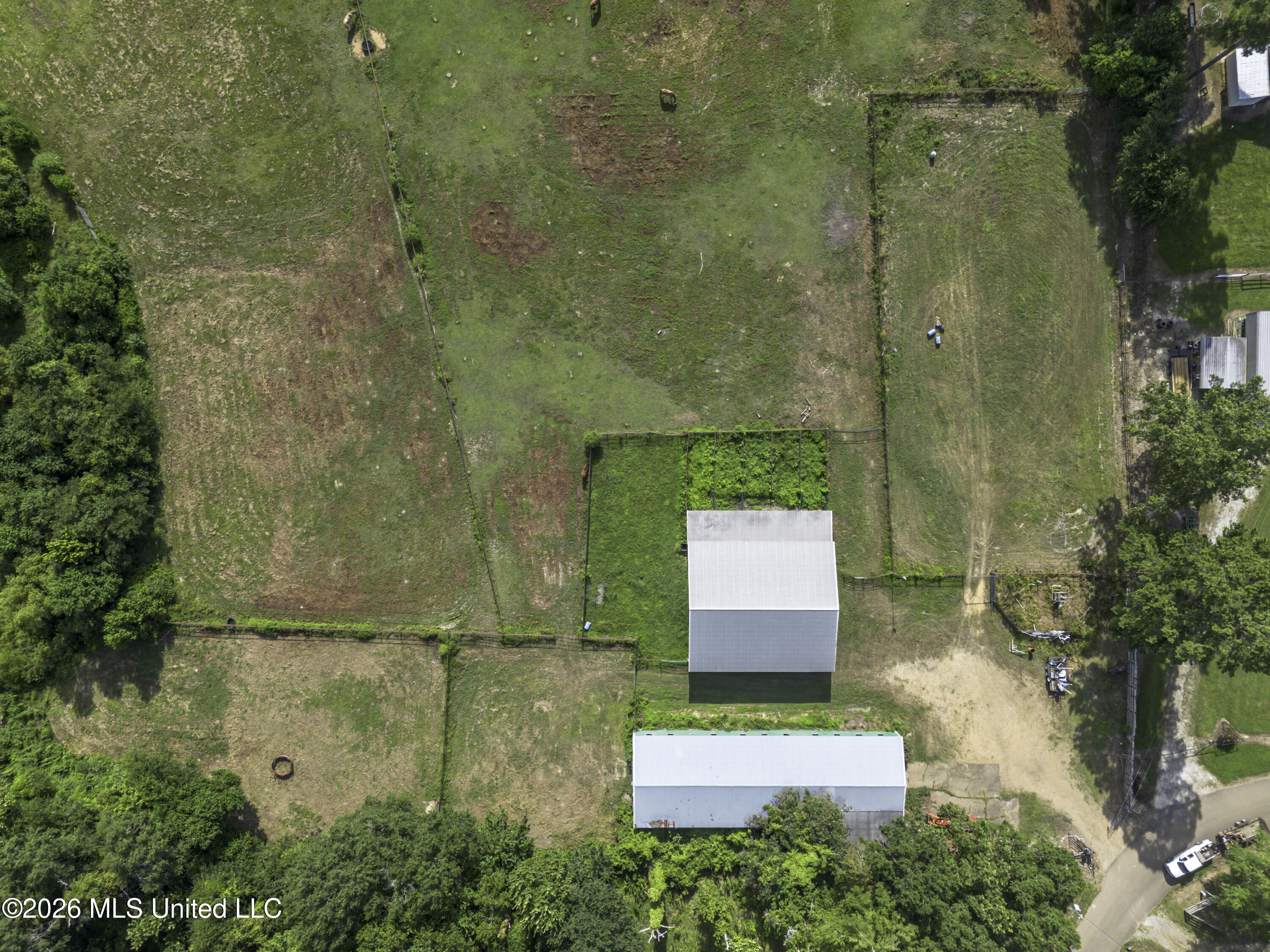 253 W Petros Road Property Photo 47