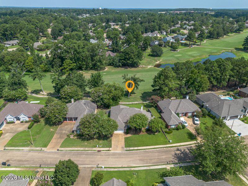 174 Woodlands Glen Circle Property Photo 3