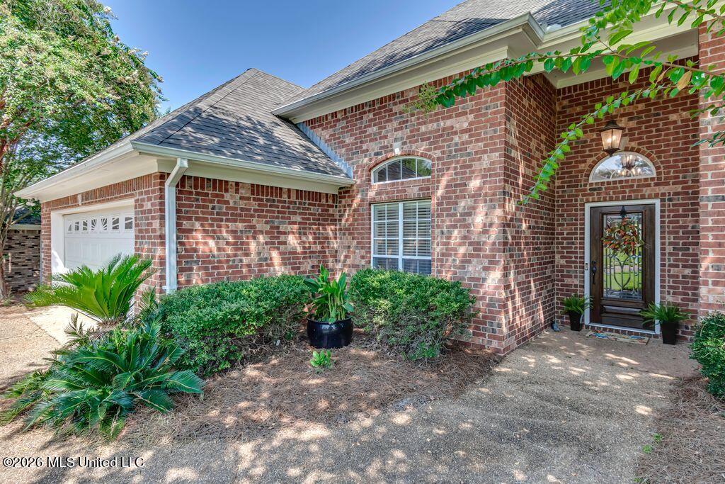 174 Woodlands Glen Circle Property Photo 6