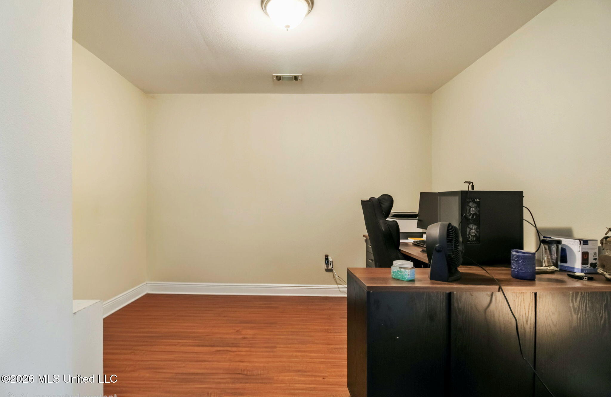 17288 Meadowbrook Lane Property Photo 7