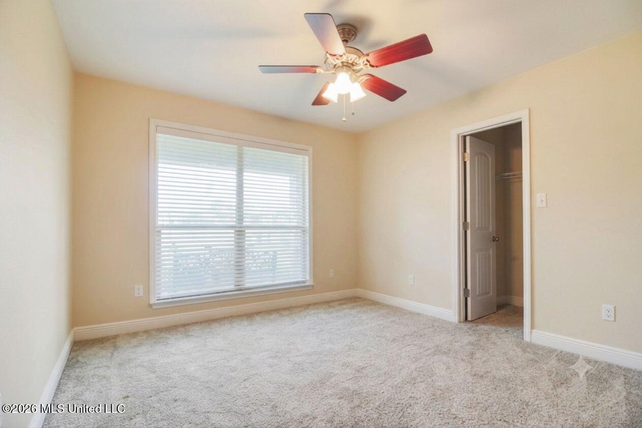 17288 Meadowbrook Lane Property Photo 28