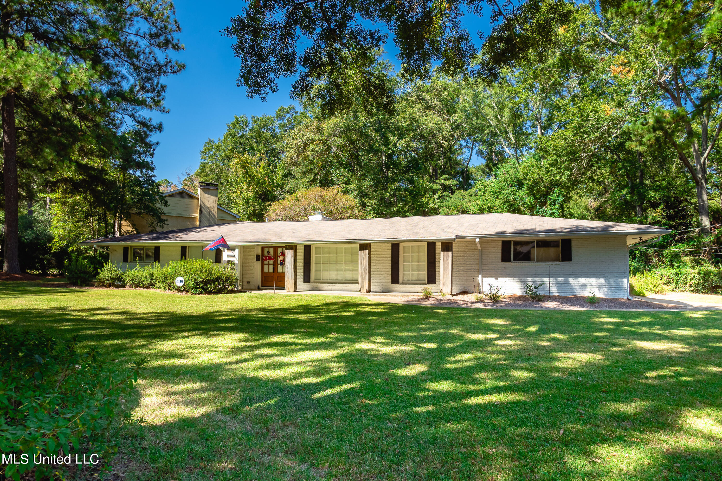 2258 Bellingrath Road Property Photo 2