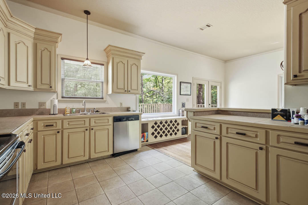 135 Shadow Ridge Road Property Photo 17