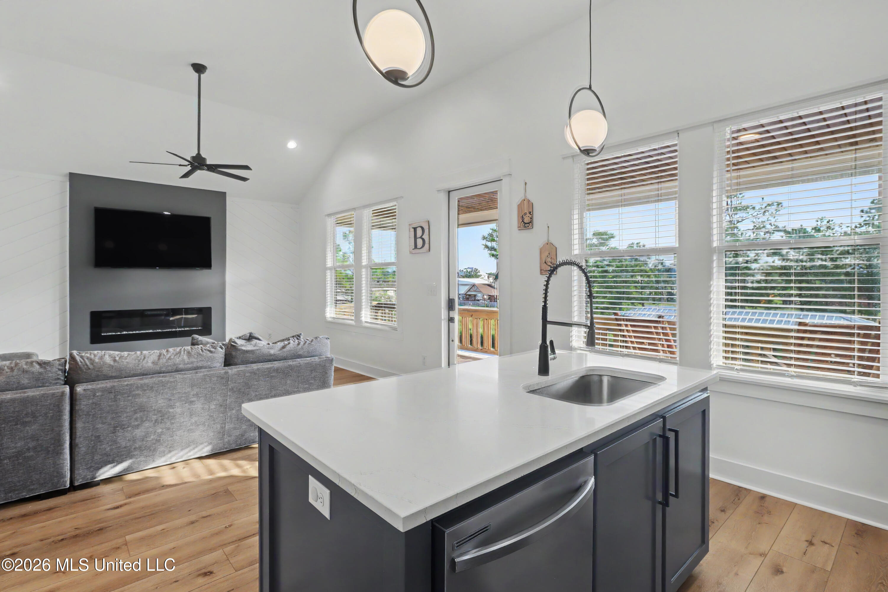 4114 11th Avenue Property Photo 18
