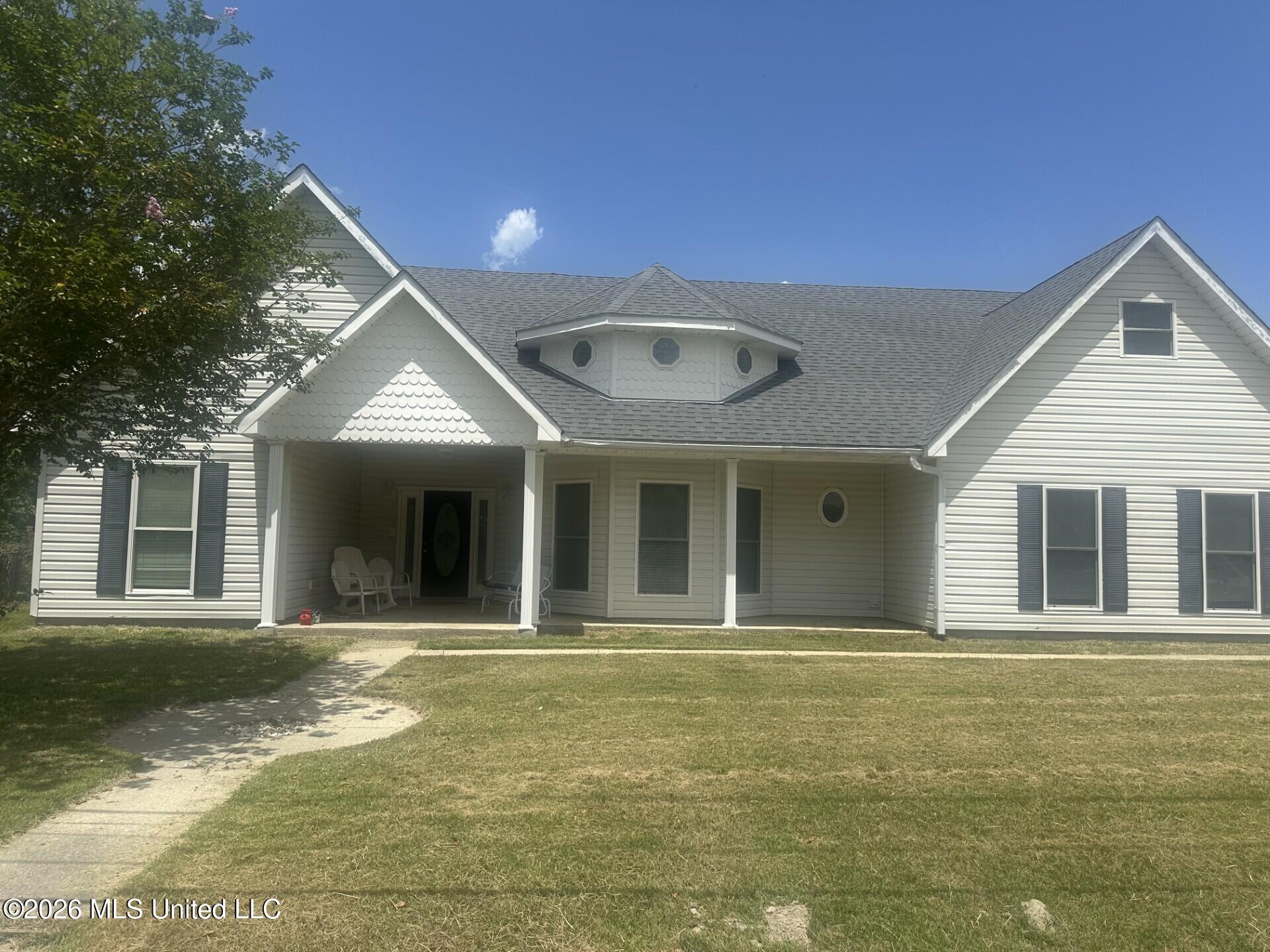 426 Merritt Street Property Photo 3