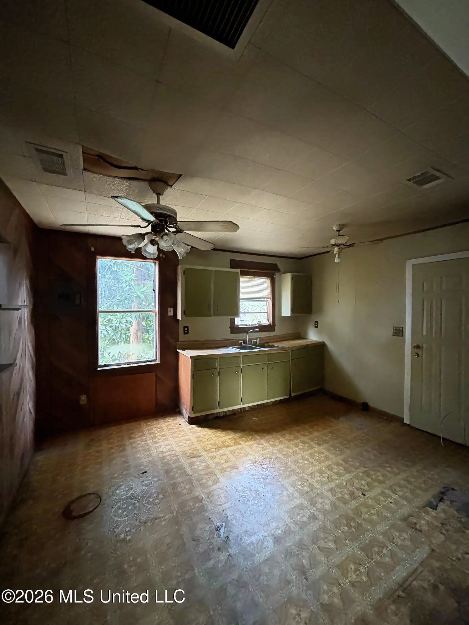 187 Keesler Circle Property Photo 10