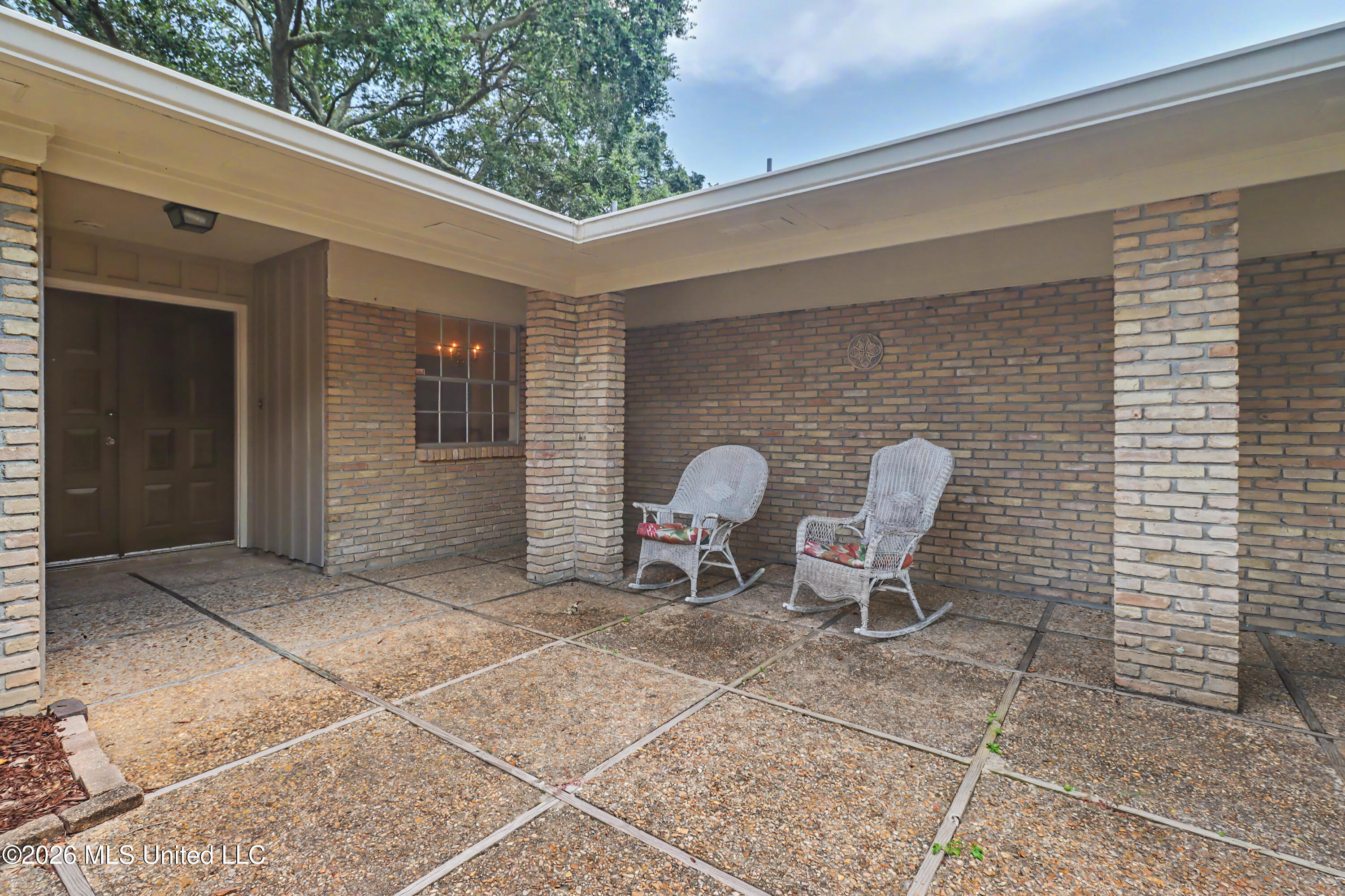 408 Melissa Drive Property Photo 3