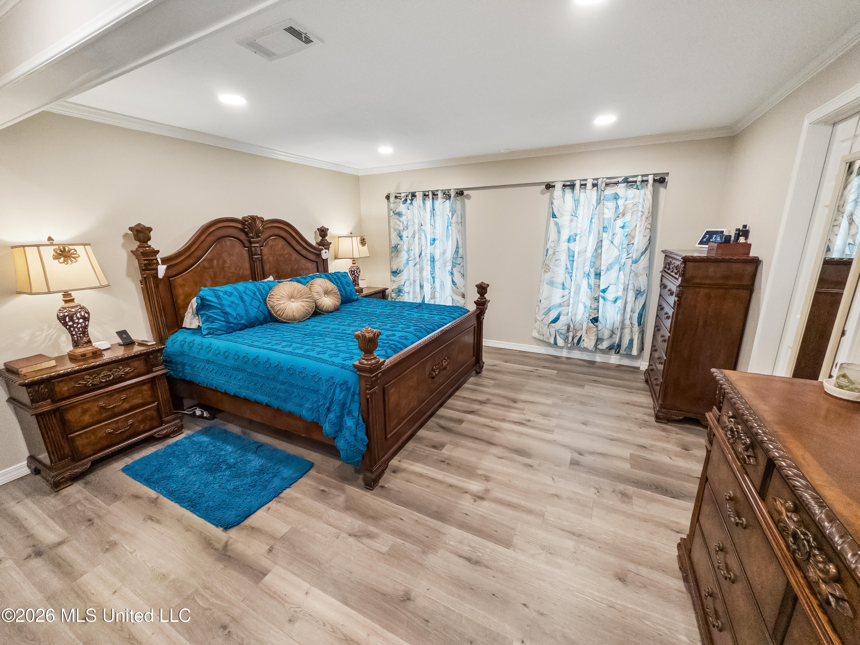 1329 Pine Glen Circle Property Photo 6