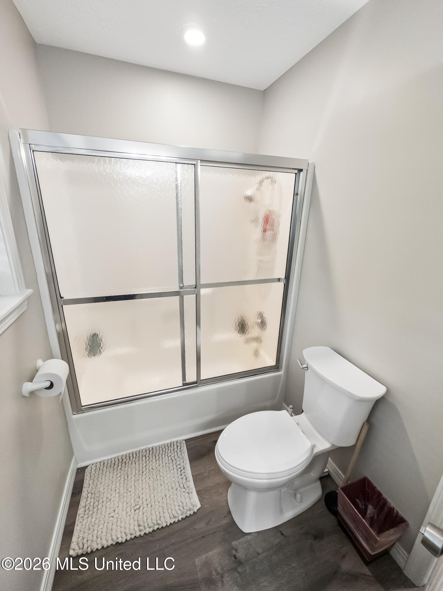1329 Pine Glen Circle Property Photo 16