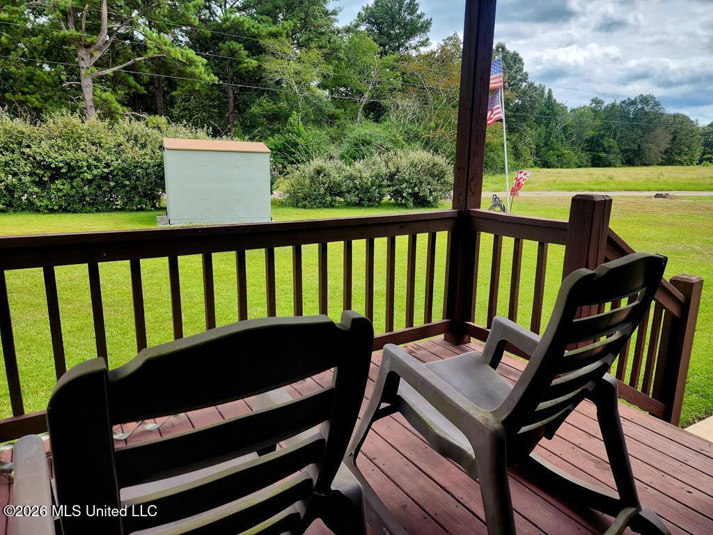 121 Molly Road Property Photo 10