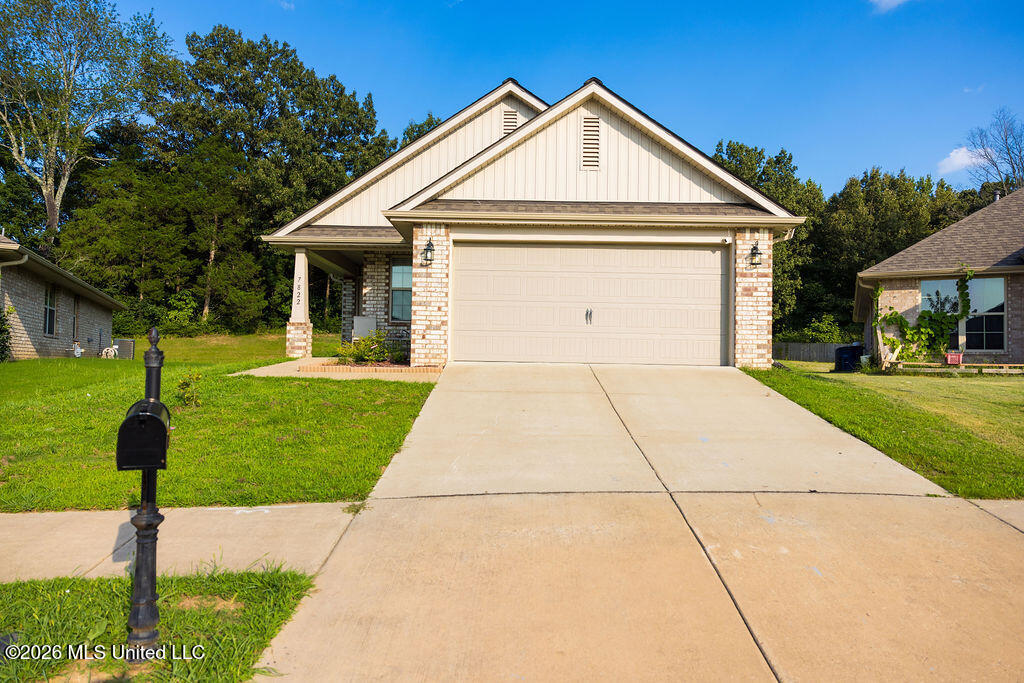 7822 Ridgedale Drive Property Photo 1