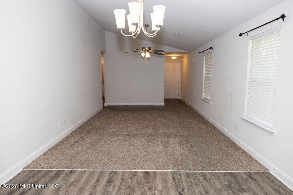 7822 Ridgedale Drive Property Photo 13
