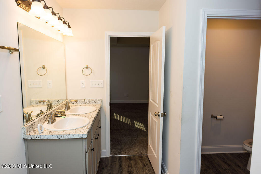 7822 Ridgedale Drive Property Photo 18
