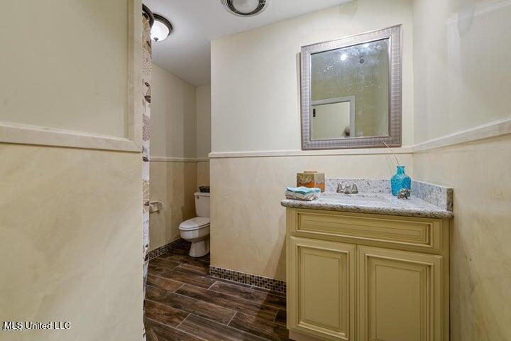320 Lakeview Boulevard Property Photo 15