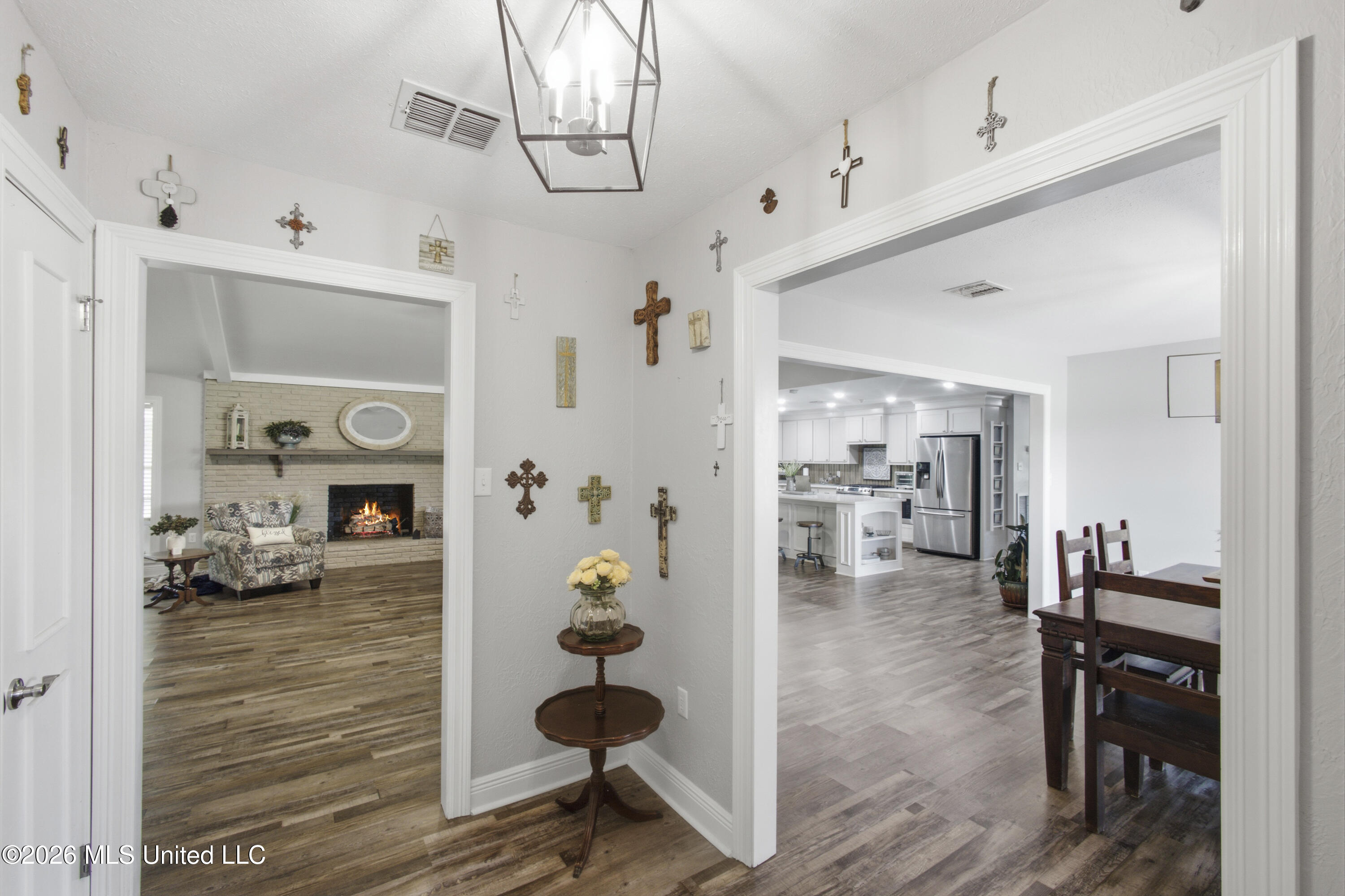 1022 L D White Road Property Photo 5
