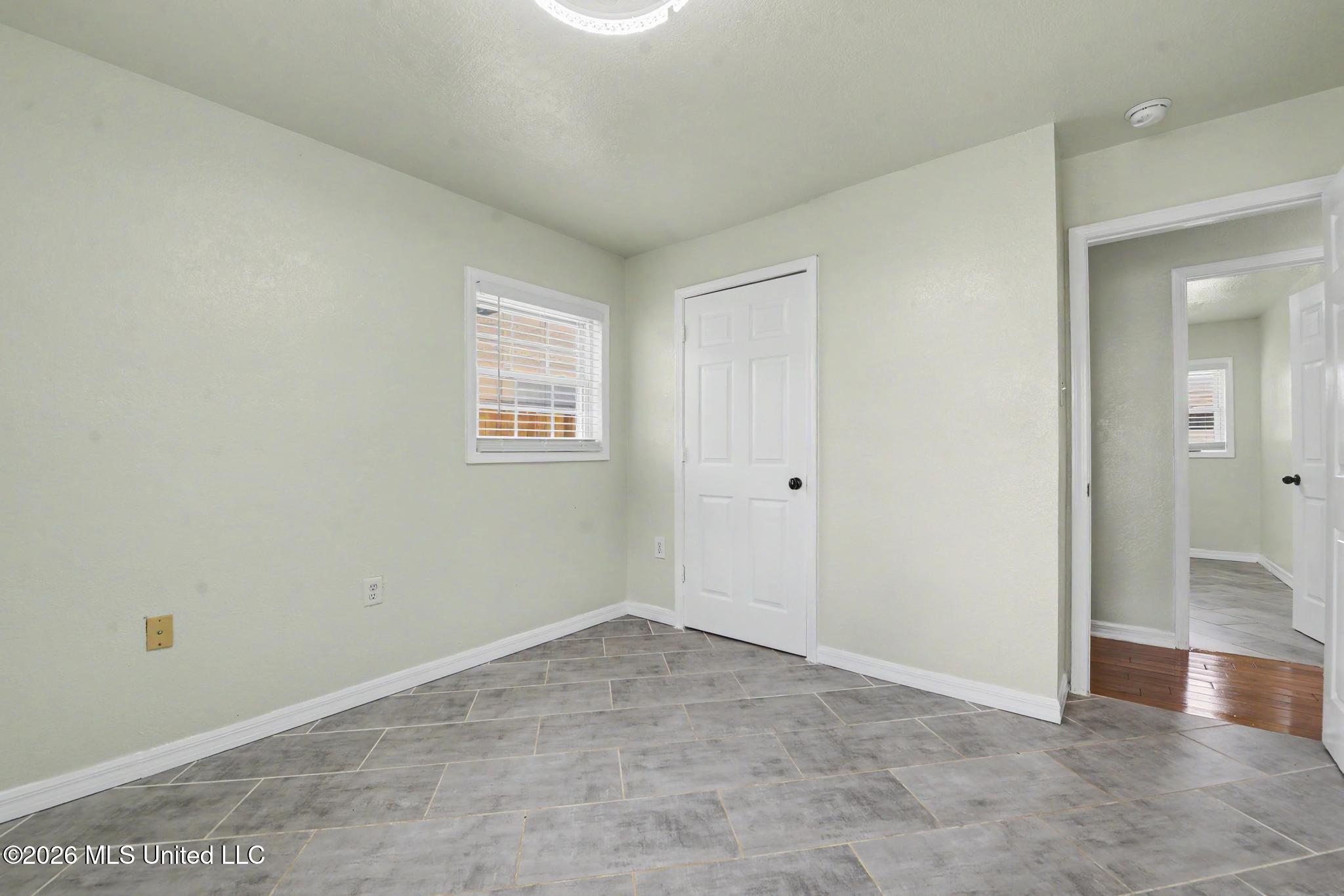 15509 Orleans Drive Property Photo 13