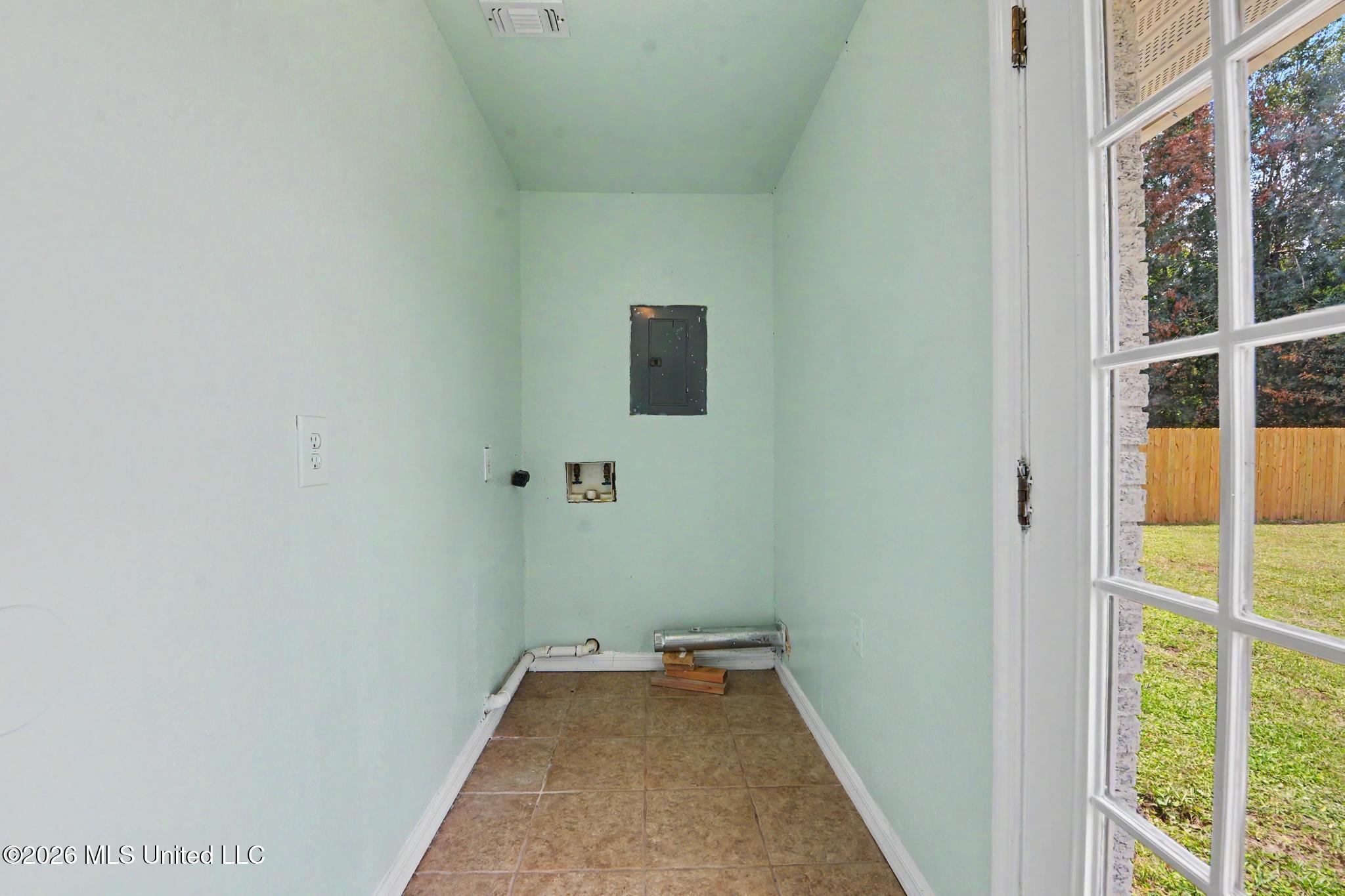 15509 Orleans Drive Property Photo 17