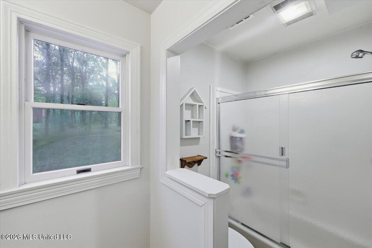324 Warwick Road Property Photo 38
