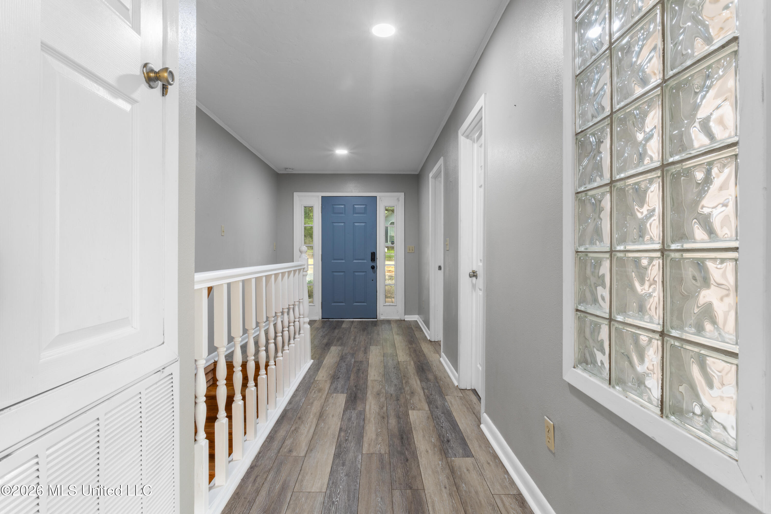 9809 Hidden Lake Road Property Photo 7