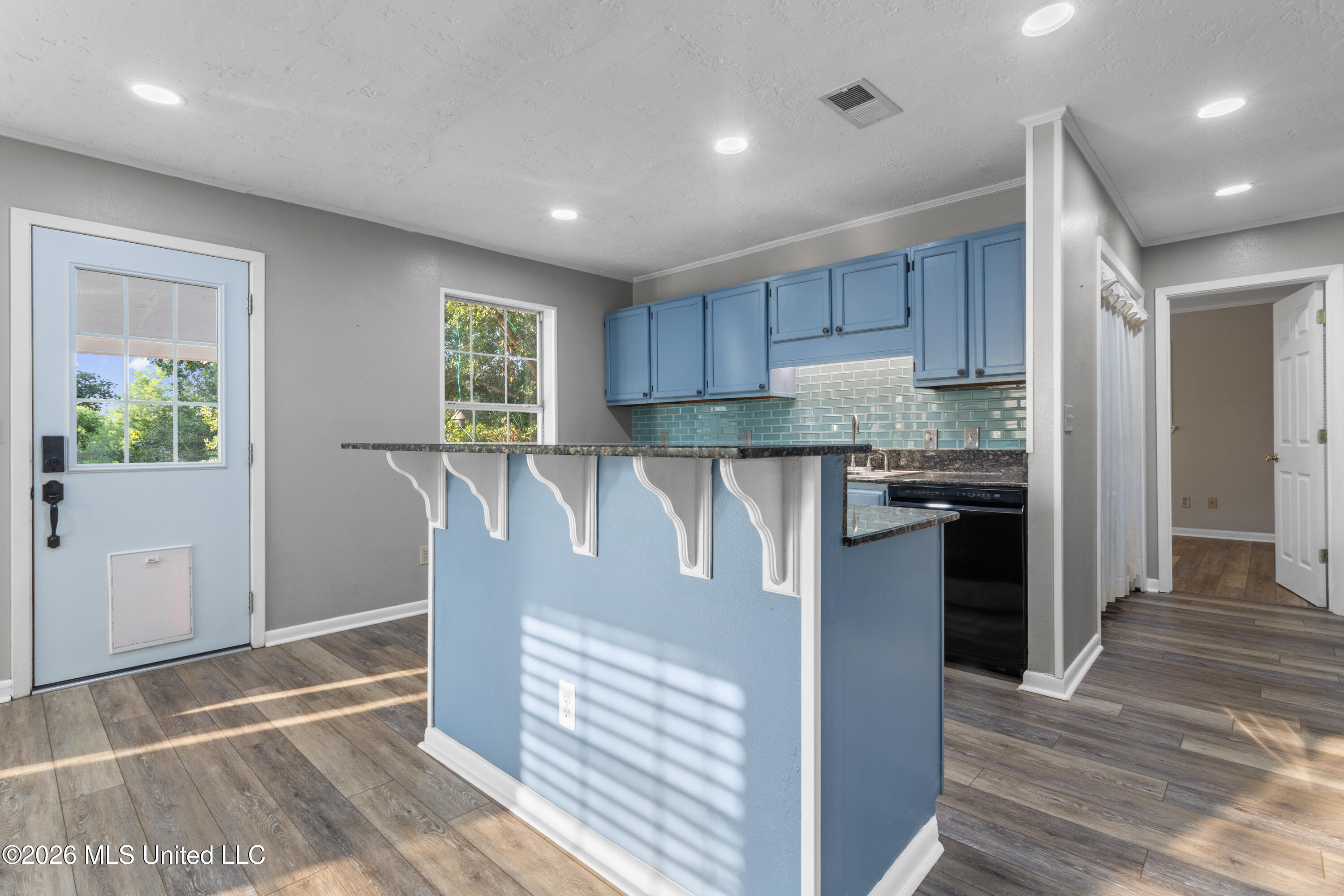 9809 Hidden Lake Road Property Photo 15