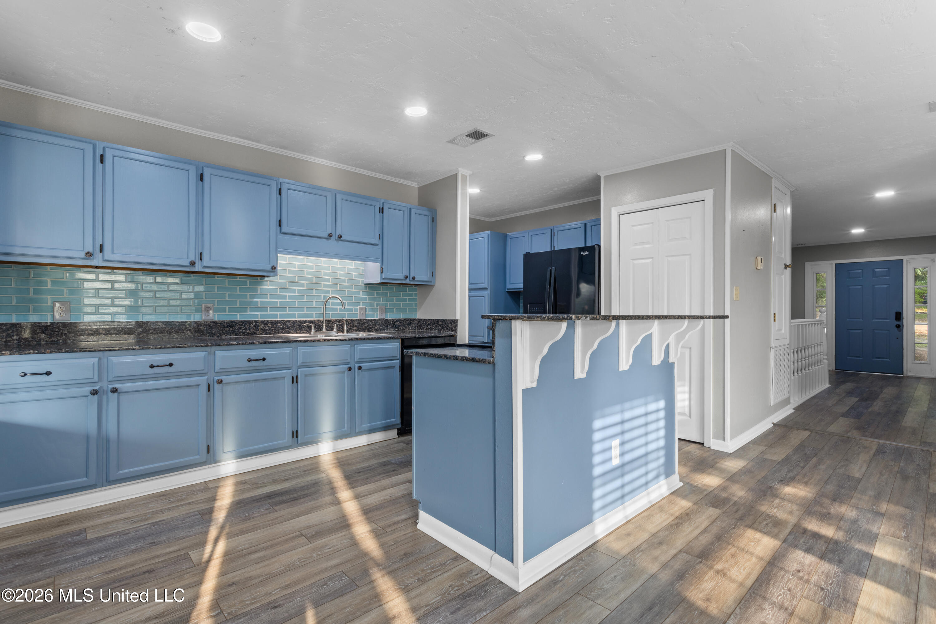 9809 Hidden Lake Road Property Photo 16
