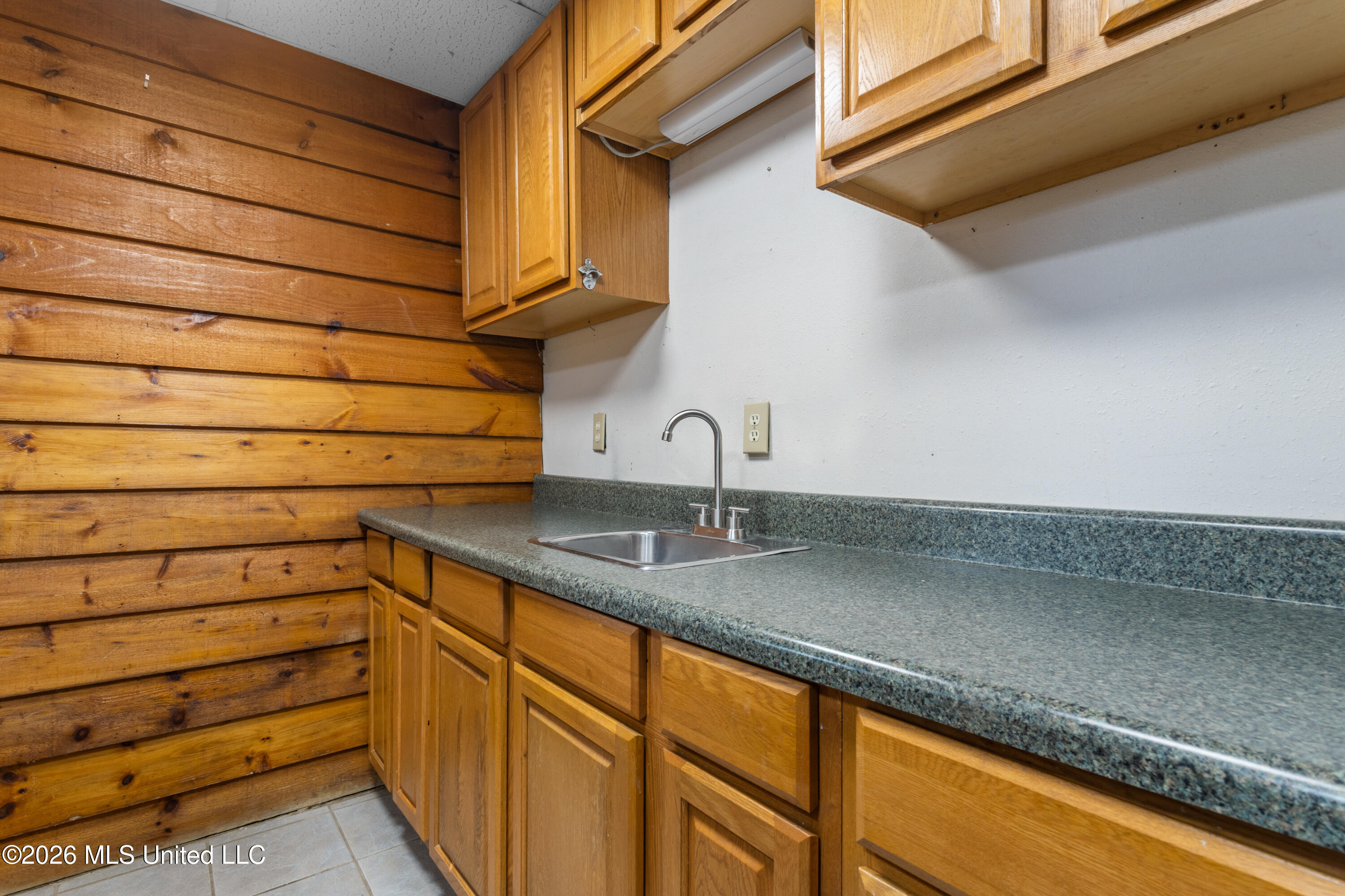 9809 Hidden Lake Road Property Photo 40
