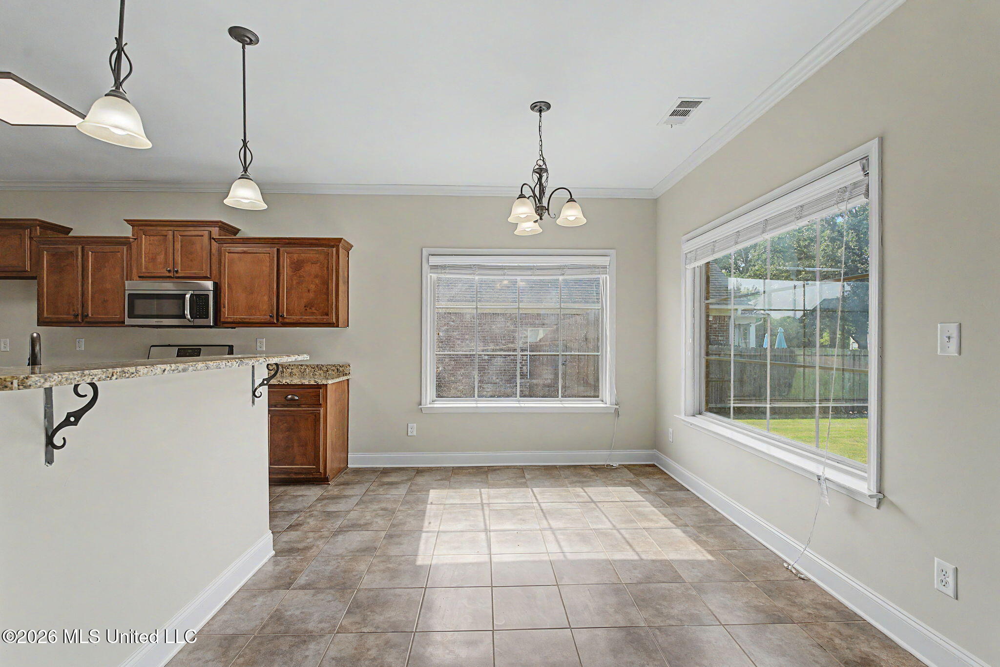 1316 N Heritage Circle Property Photo 4