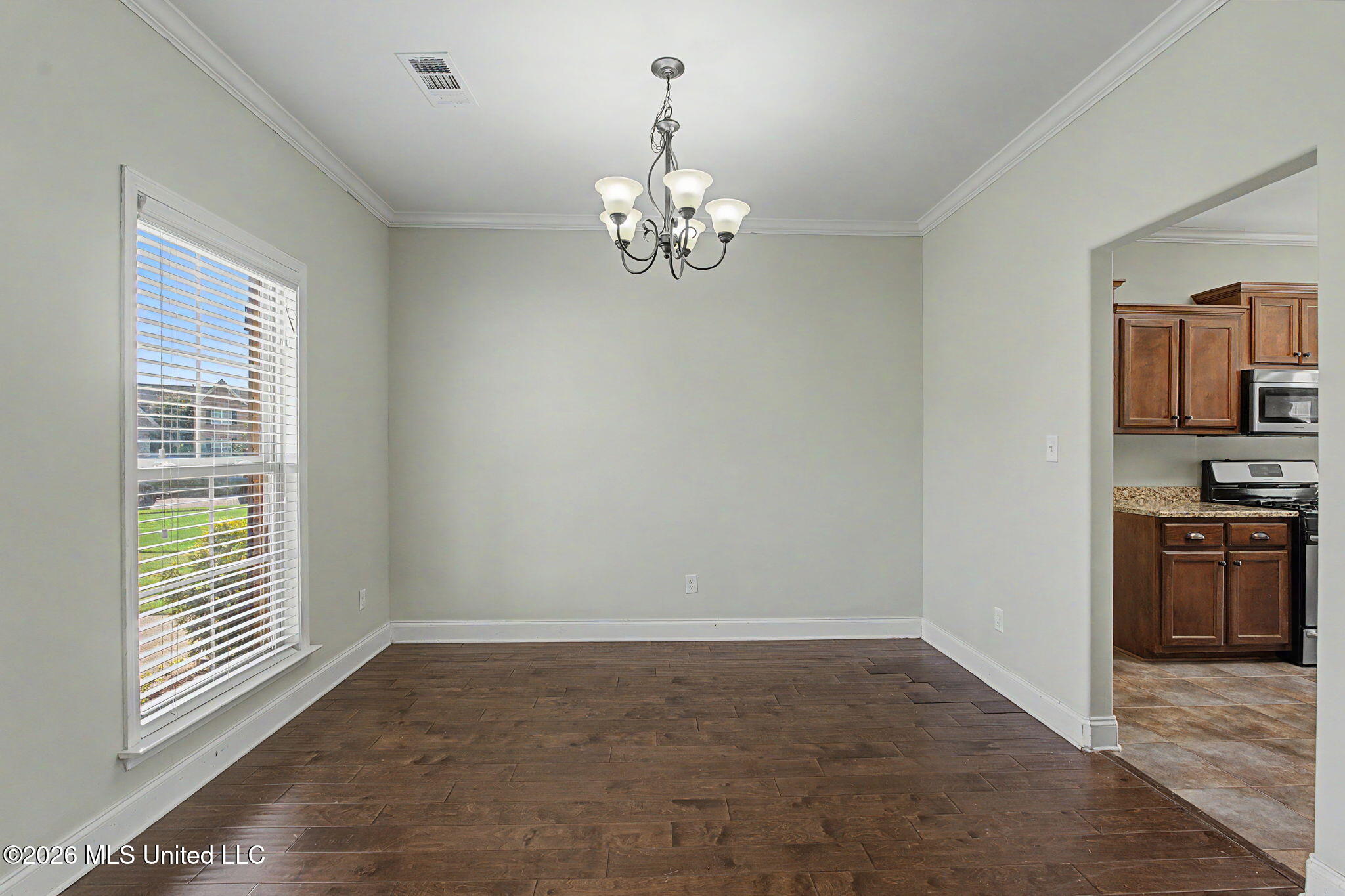 1316 N Heritage Circle Property Photo 9