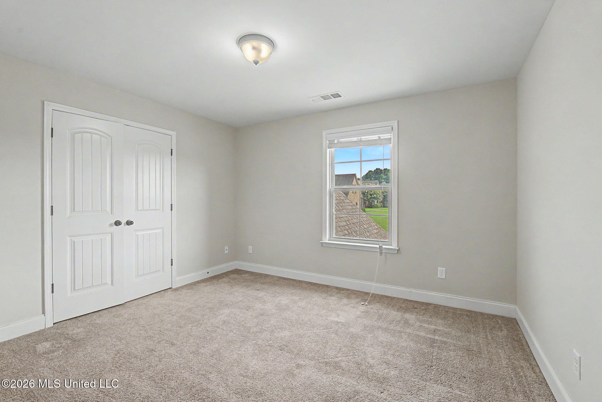 1316 N Heritage Circle Property Photo 12