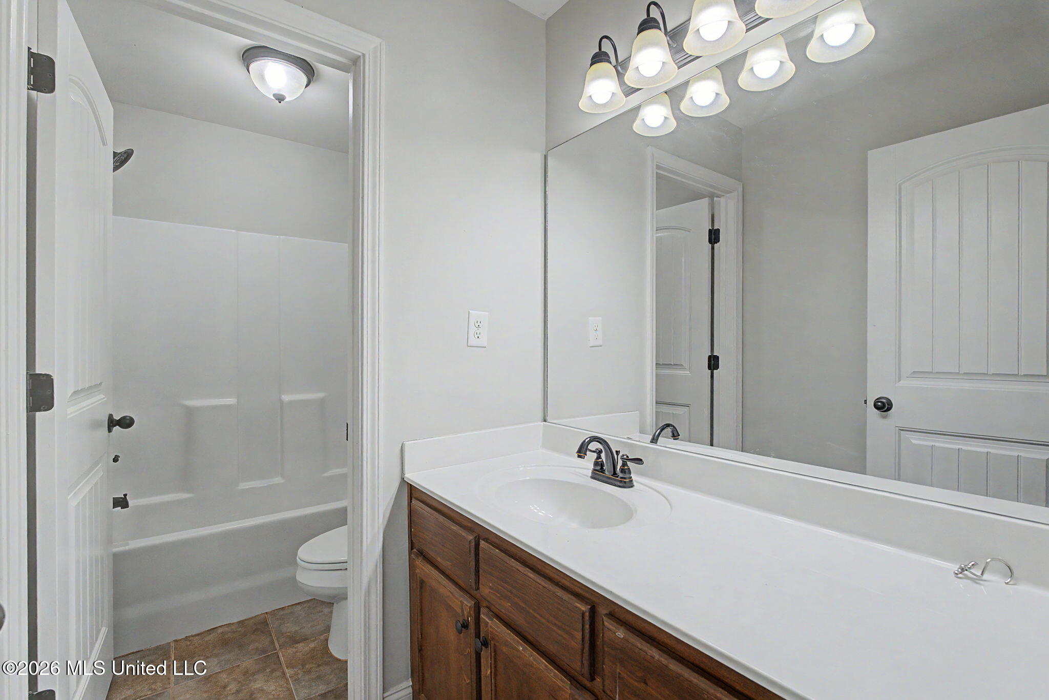 1316 N Heritage Circle Property Photo 20