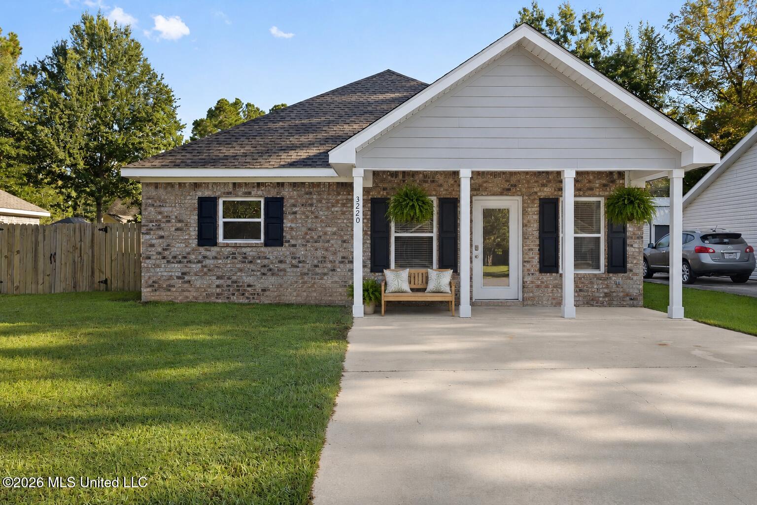 3220 Tuna Road Property Photo 1