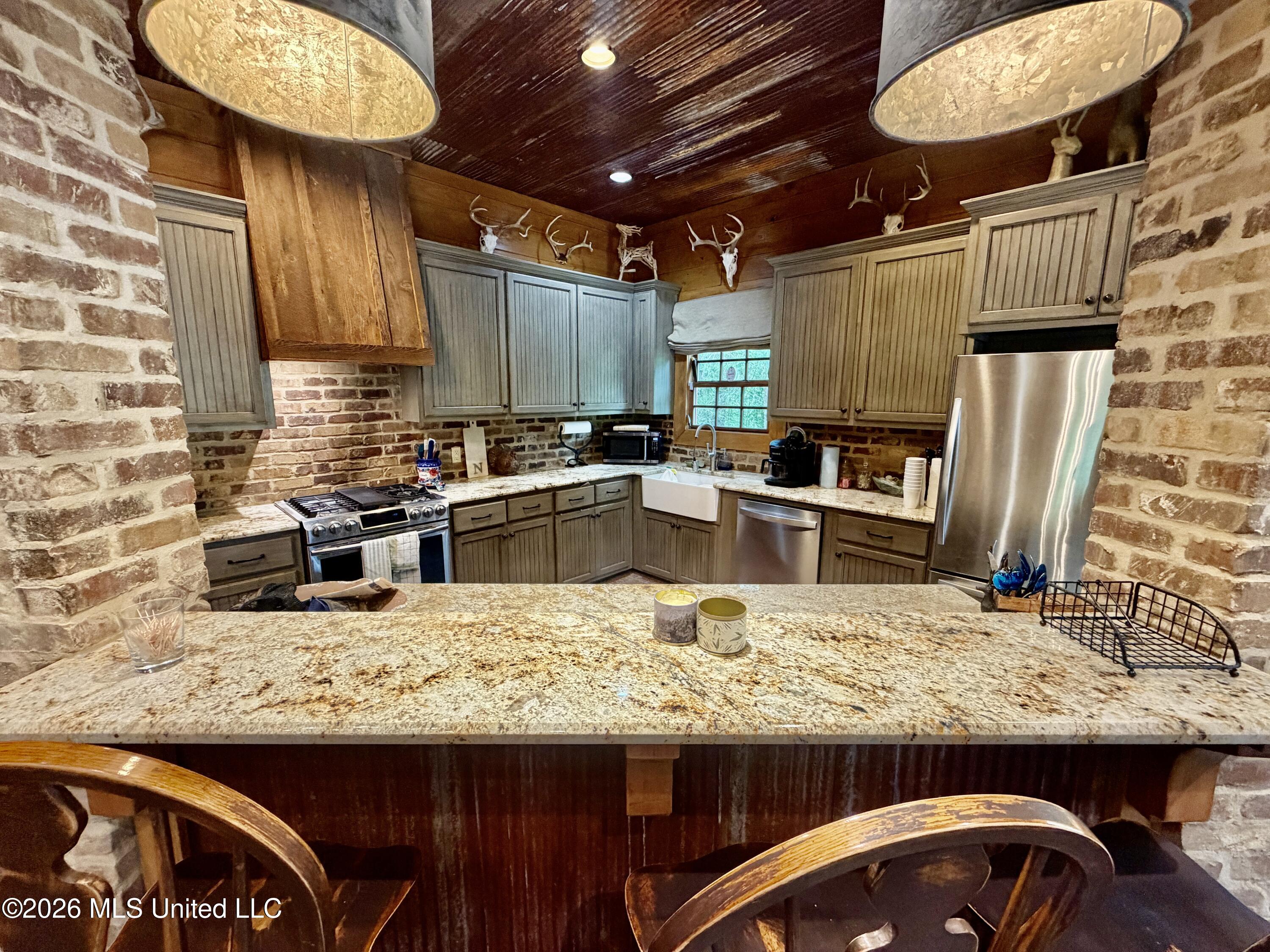 1081 County Road 184 B Property Photo 7