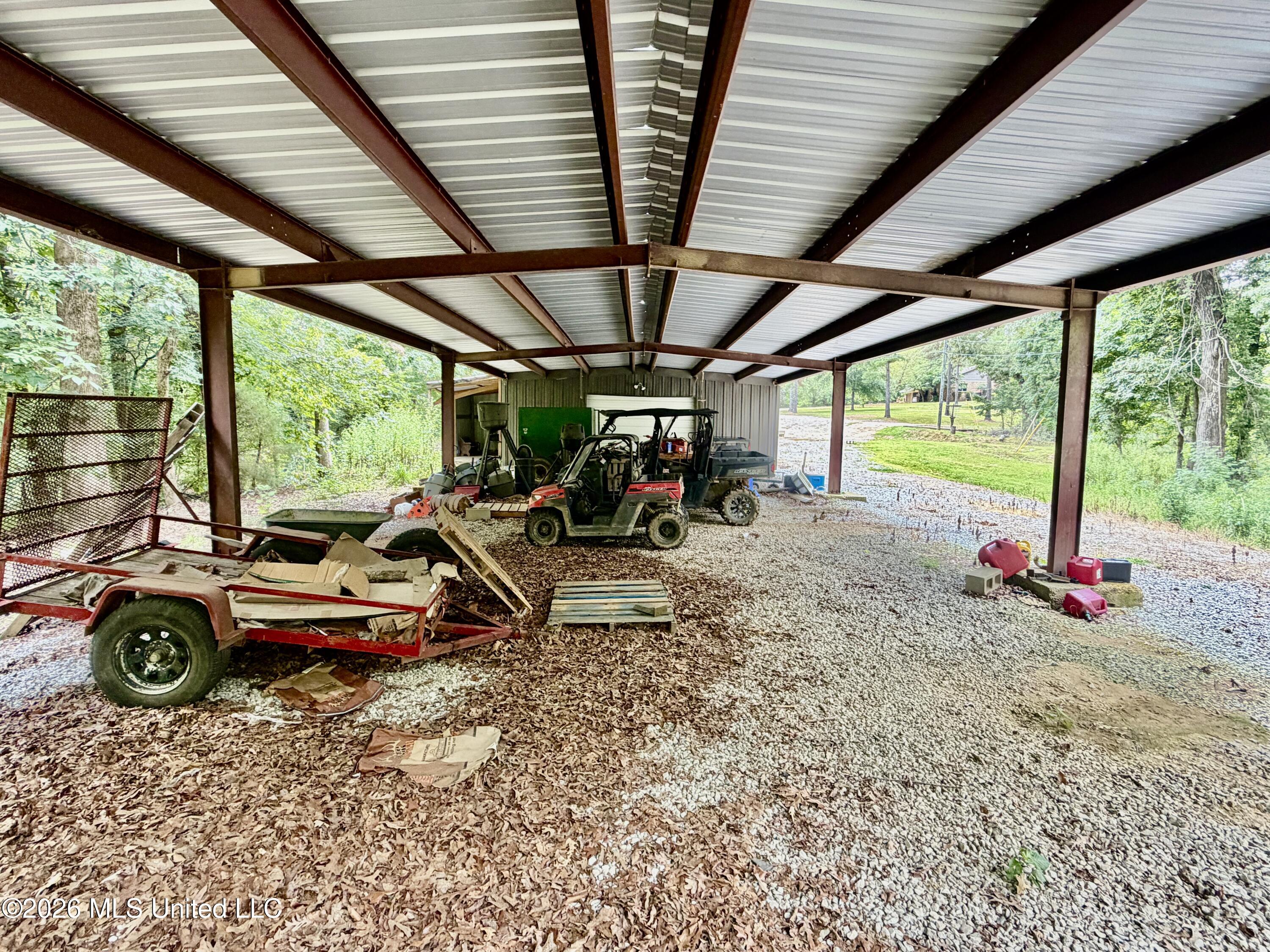1081 County Road 184 B Property Photo 23