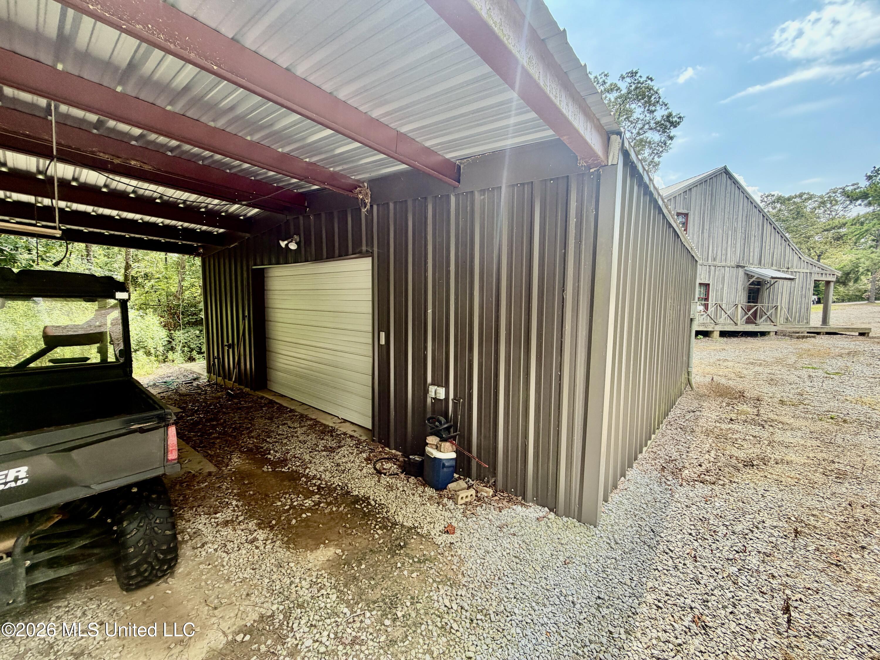 1081 County Road 184 B Property Photo 24