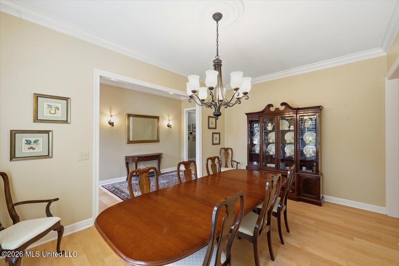 297 Roses Bluff Drive Property Photo 9