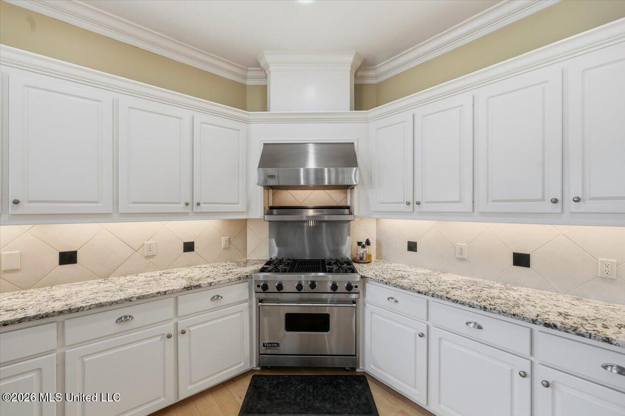 297 Roses Bluff Drive Property Photo 21