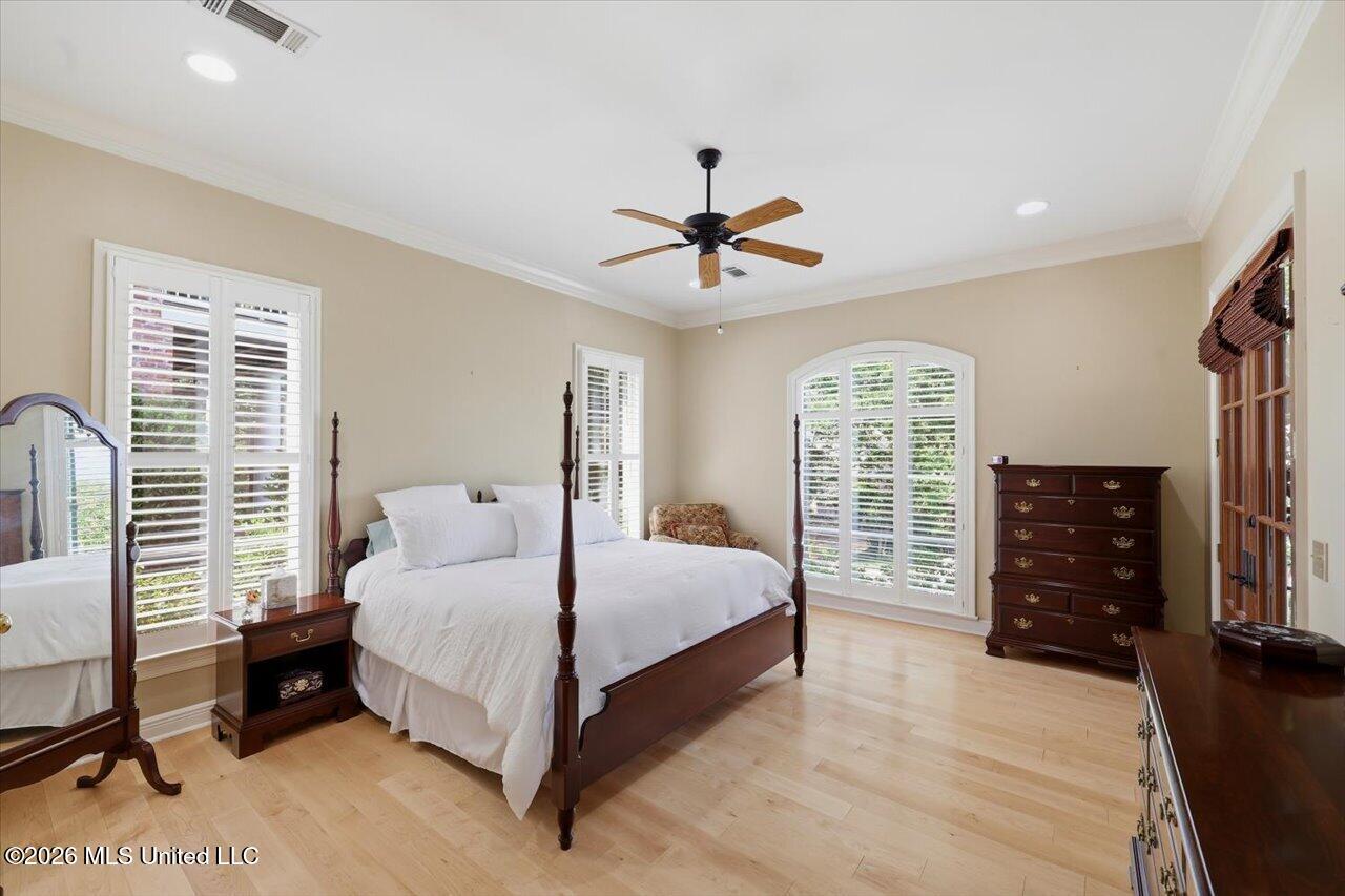 297 Roses Bluff Drive Property Photo 28