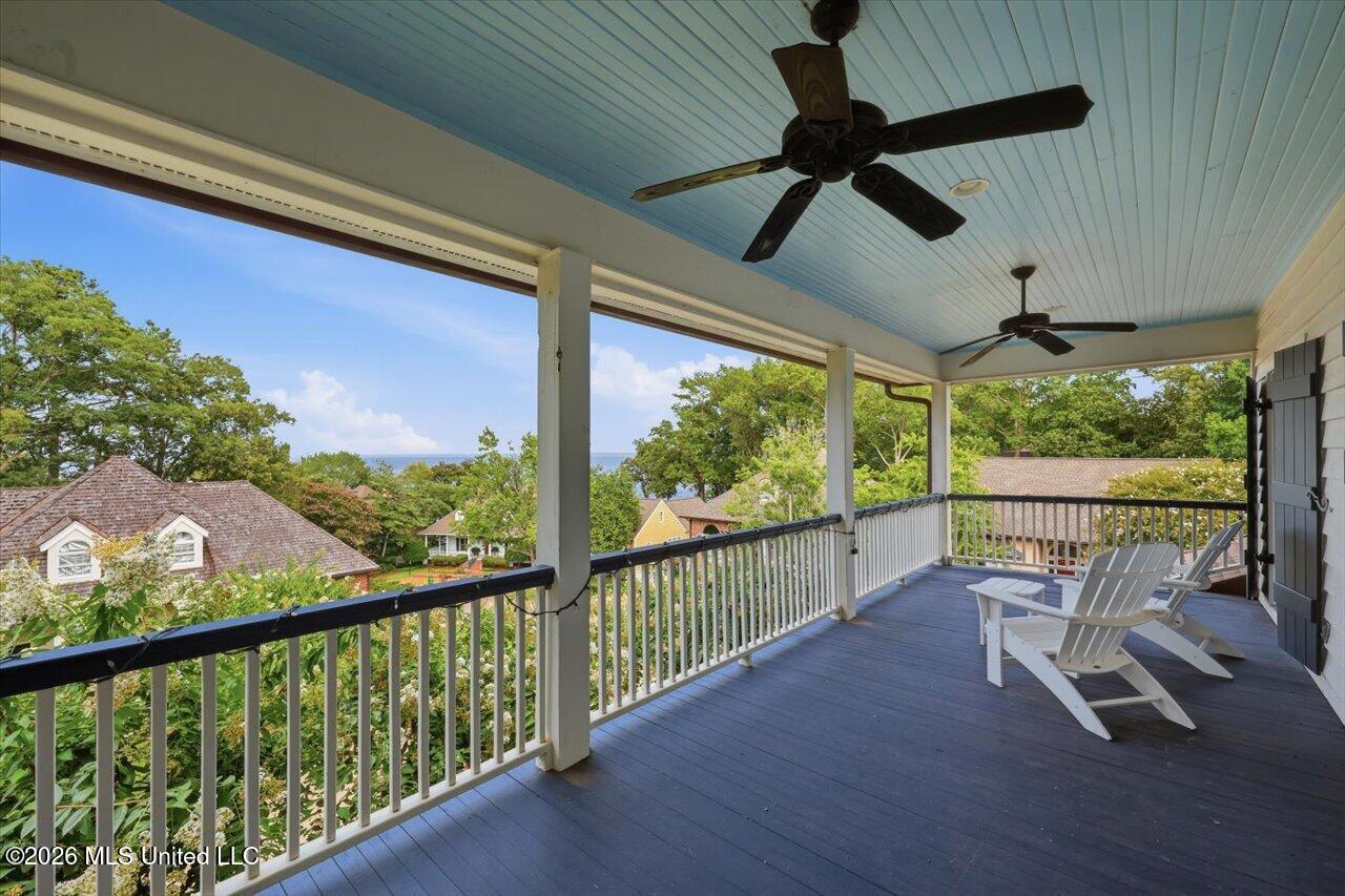 297 Roses Bluff Drive Property Photo 46