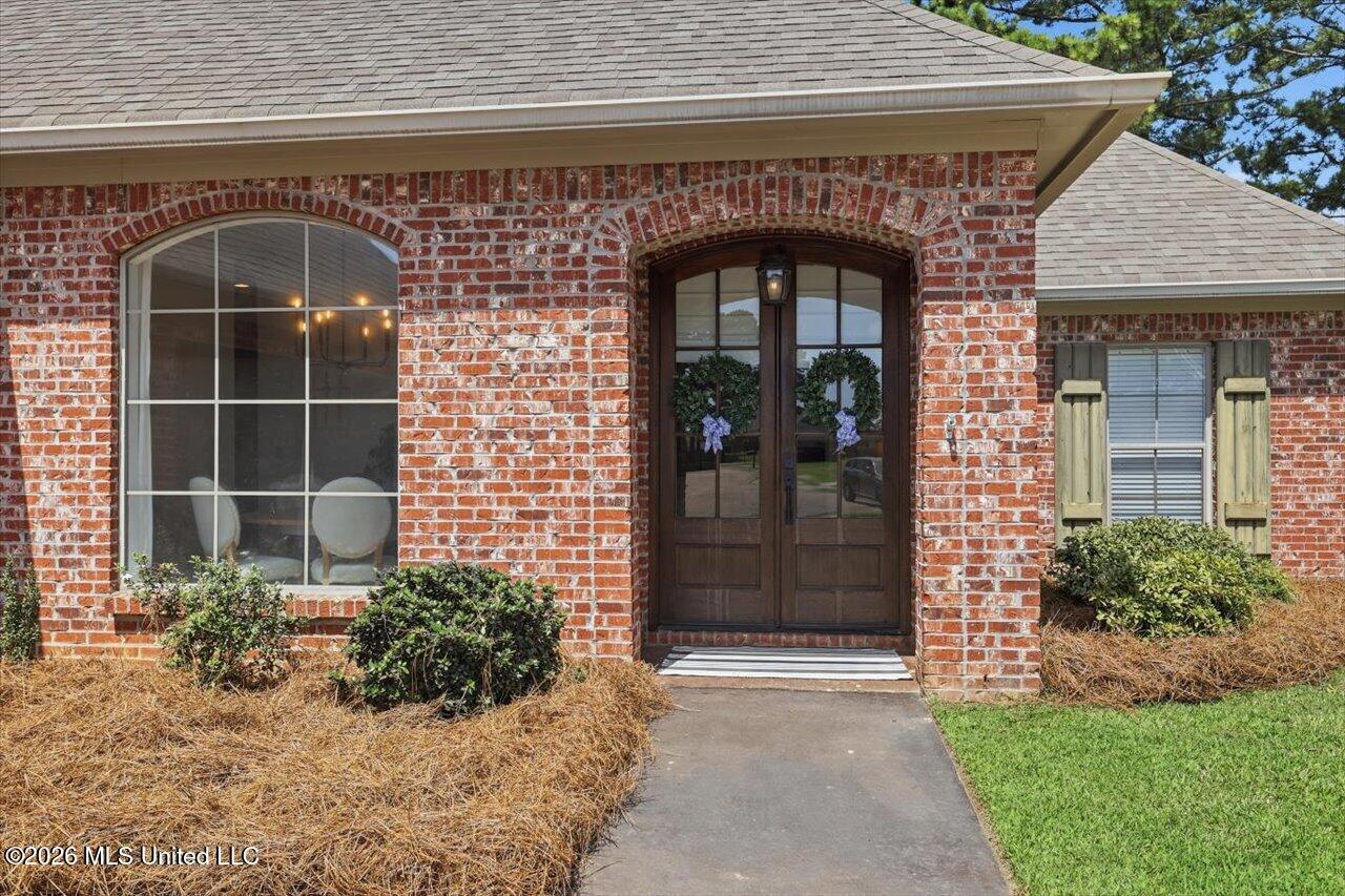 106 Cedar Green Cove Property Photo 3