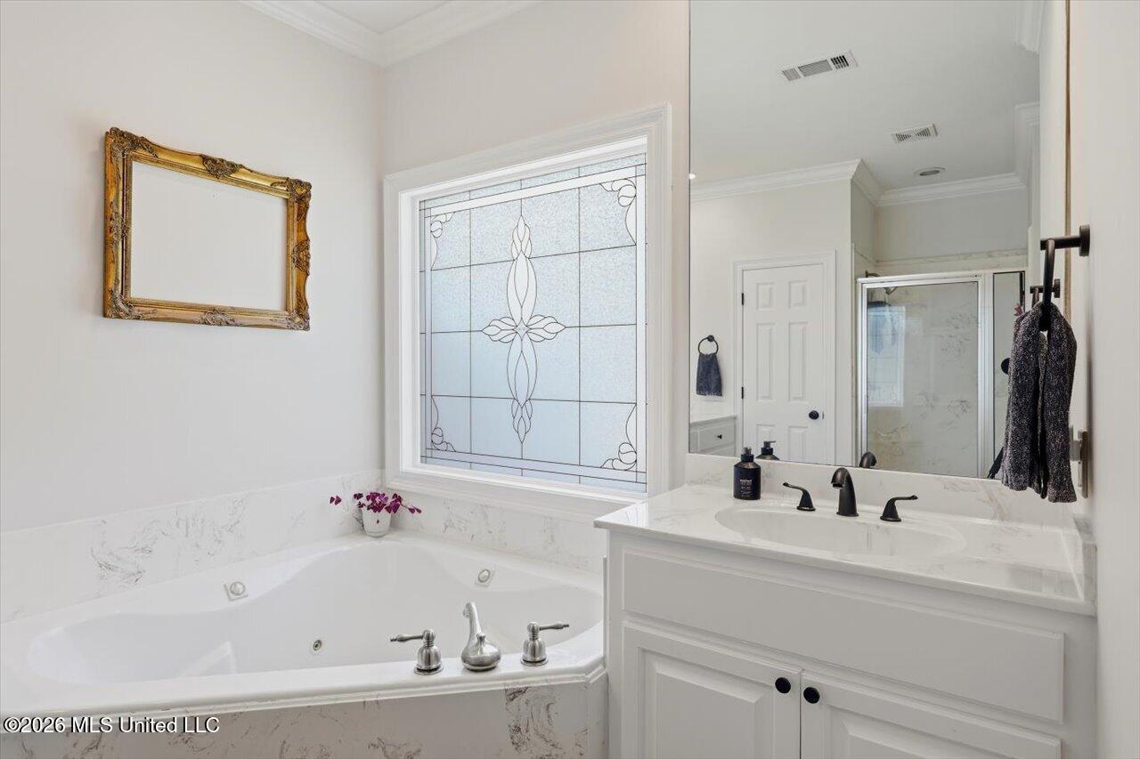 106 Cedar Green Cove Property Photo 19