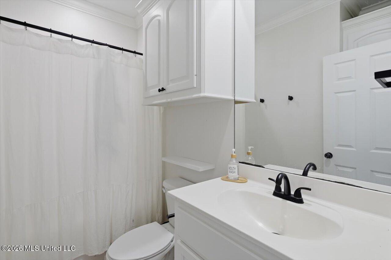 106 Cedar Green Cove Property Photo 22