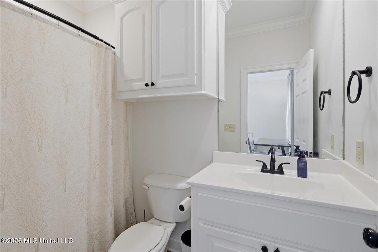 106 Cedar Green Cove Property Photo 24