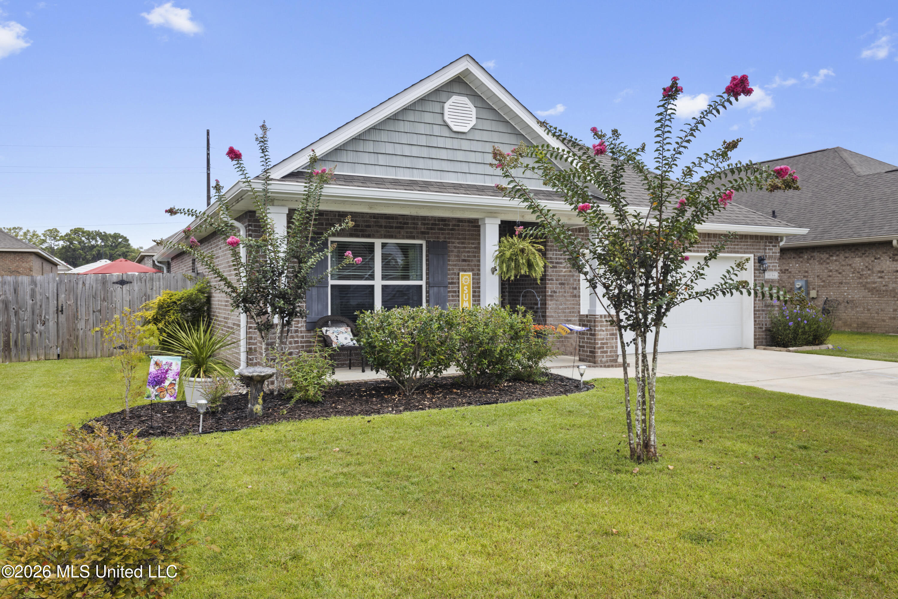10184 Little Gem Drive Property Photo 1
