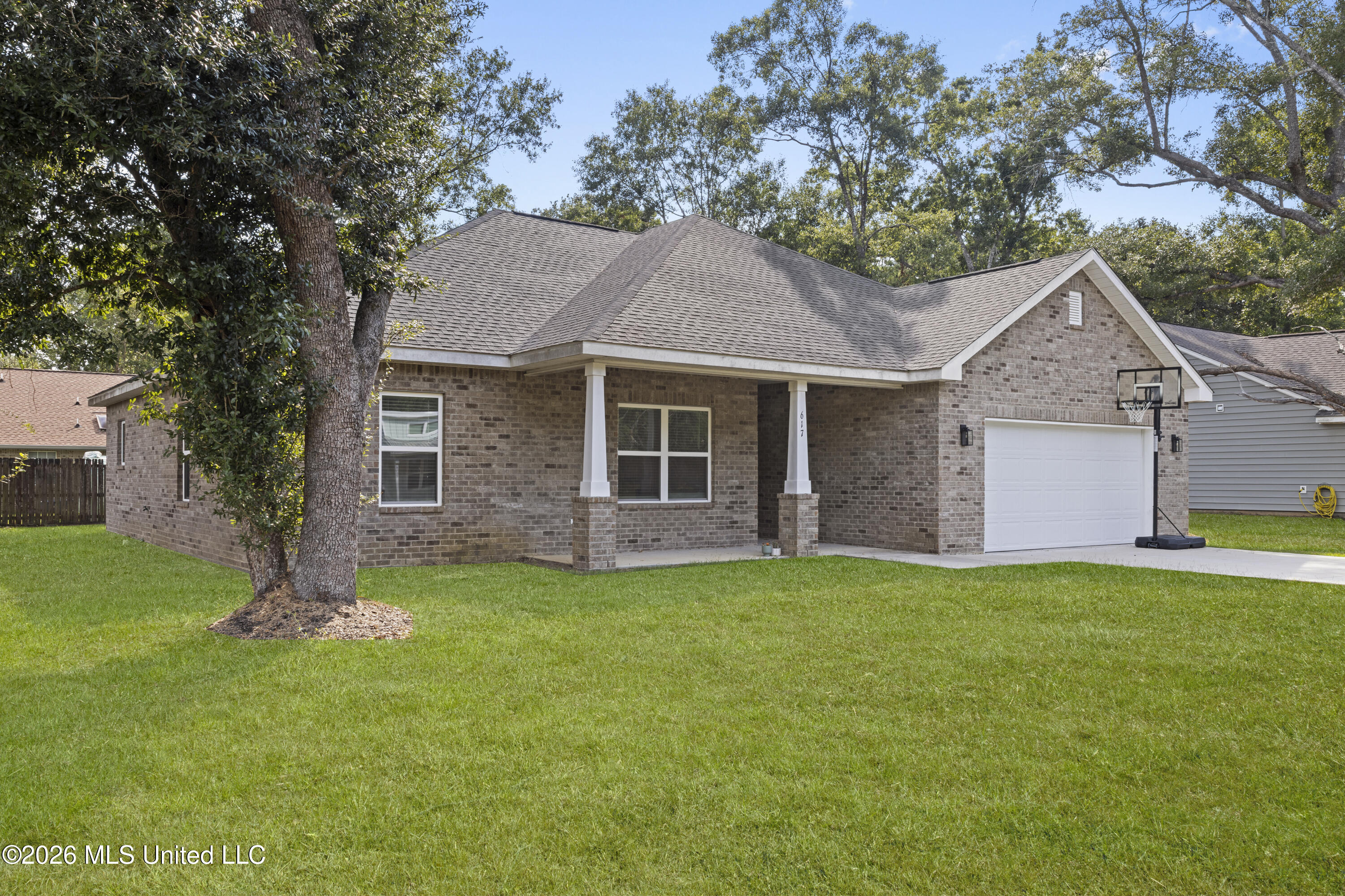 617 Peach Street Property Photo 1