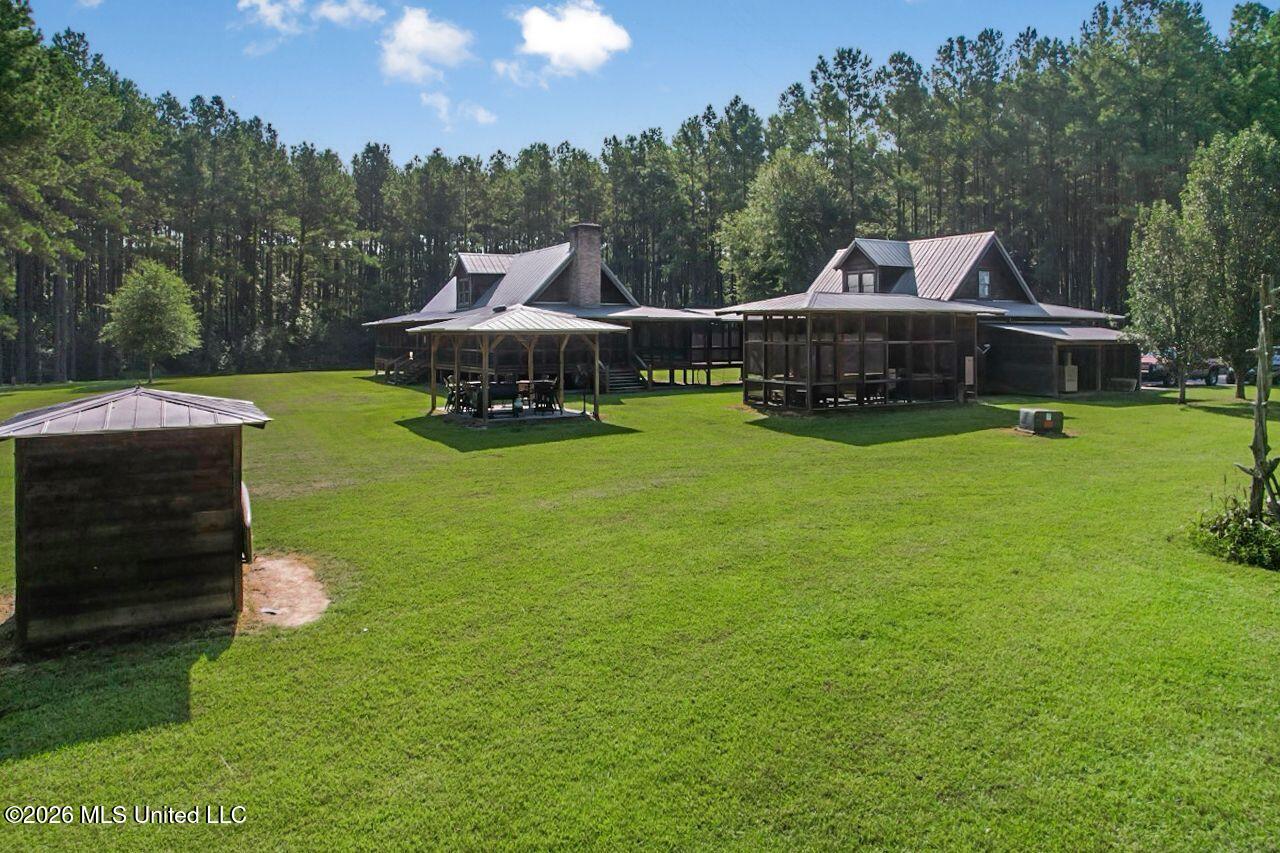 1163 John Amacker Road Property Photo 4
