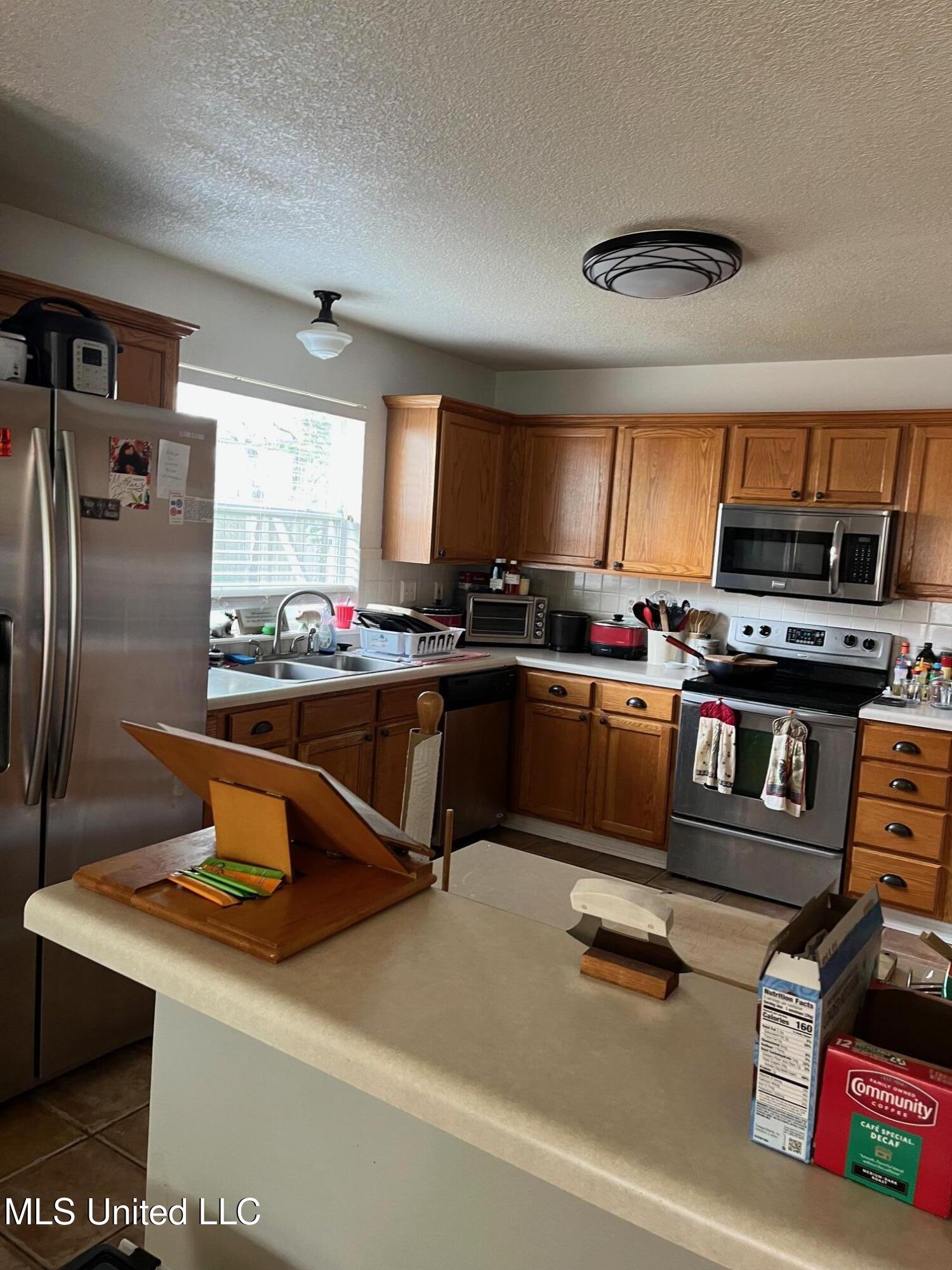 3603 Miles Lane Property Photo 6