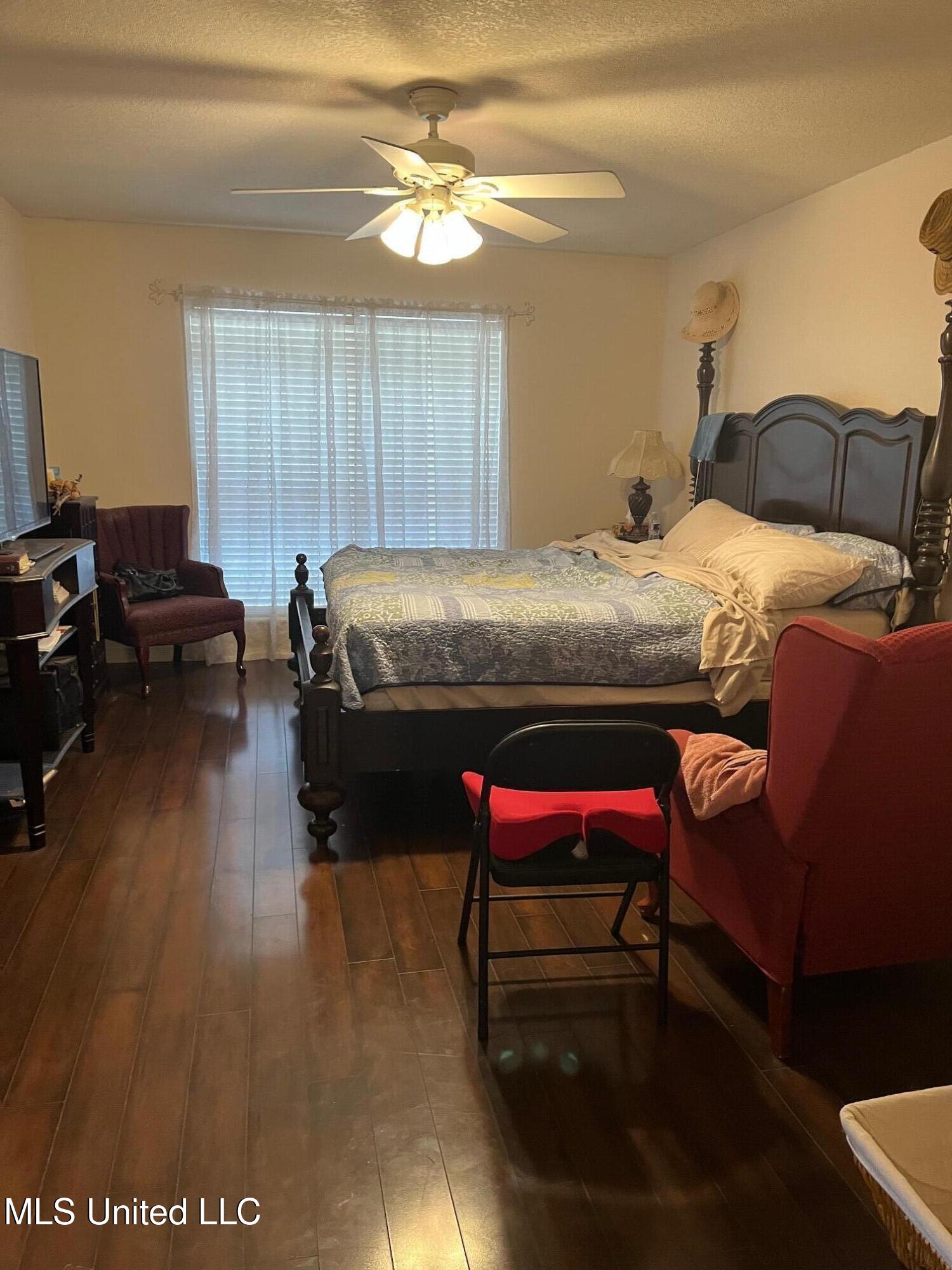 3603 Miles Lane Property Photo 13