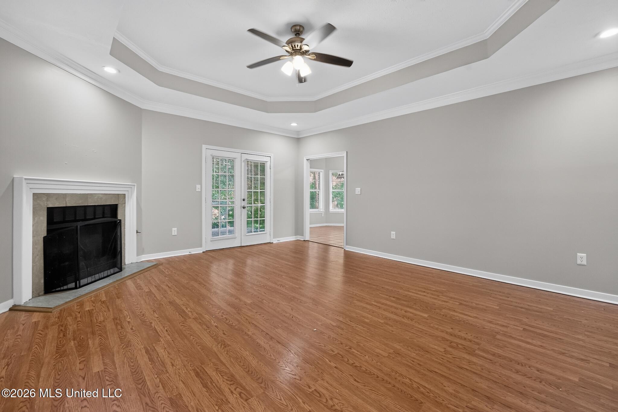 320 Hanley Circle Property Photo 5